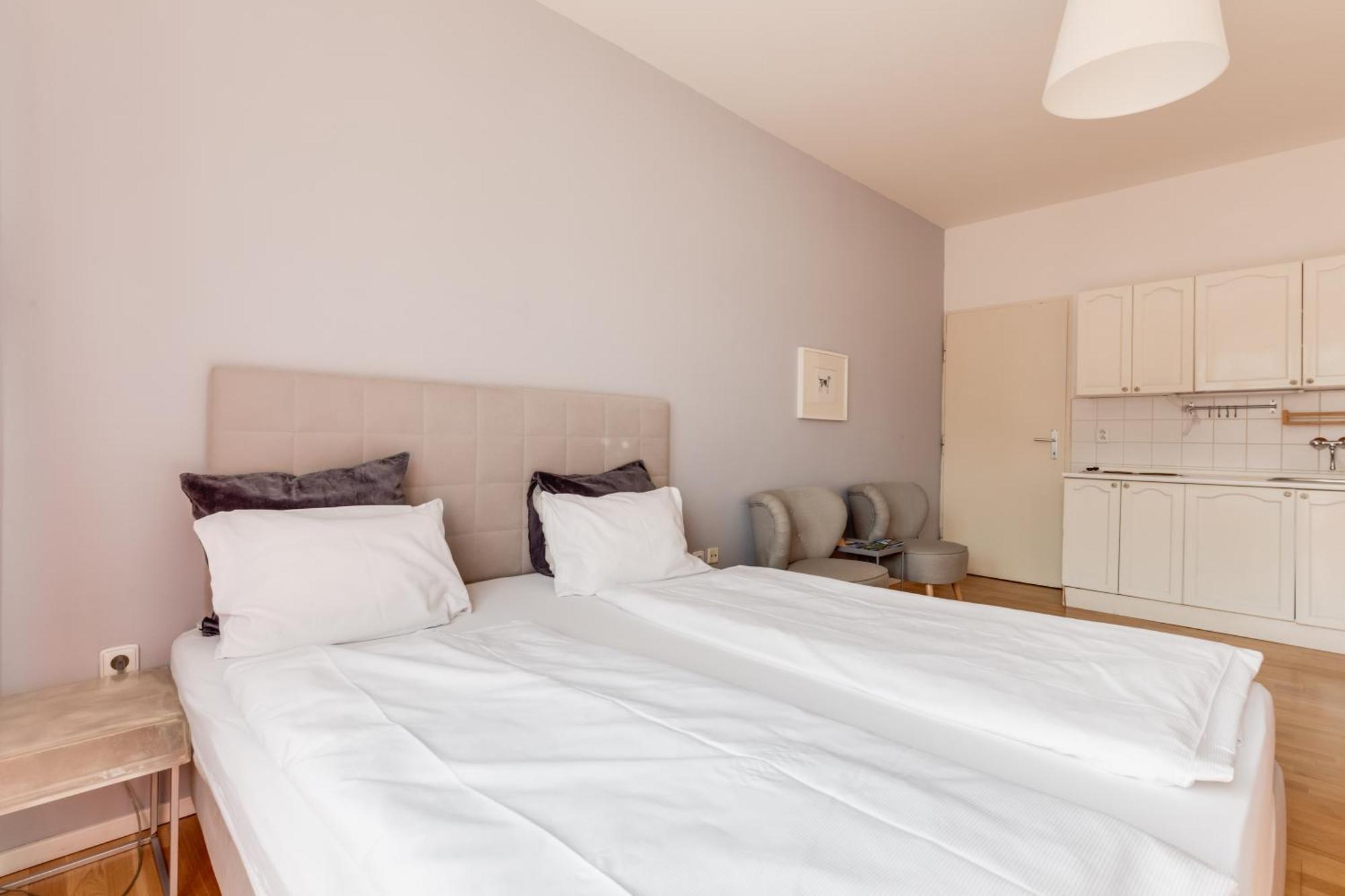 Jt'S Apartments Opletalova Str. Praga Zewnętrze zdjęcie